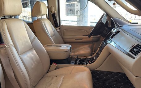 Cadillac Escalade III, 2008 год, 1 600 000 рублей, 6 фотография