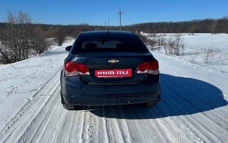 Chevrolet Cruze II, 2011 год, 600 000 рублей, 4 фотография