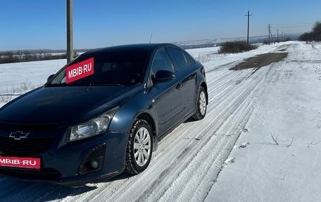Chevrolet Cruze II, 2011 год, 600 000 рублей, 3 фотография