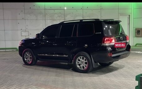 Toyota Land Cruiser 200, 2007 год, 2 800 000 рублей, 3 фотография