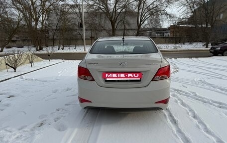 Hyundai Solaris II рестайлинг, 2014 год, 830 000 рублей, 4 фотография