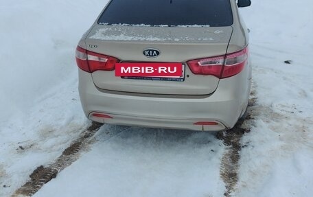 KIA Rio III рестайлинг, 2012 год, 650 000 рублей, 3 фотография