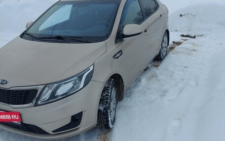 KIA Rio III рестайлинг, 2012 год, 650 000 рублей, 2 фотография