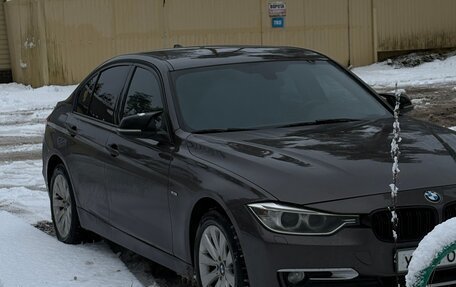 BMW 3 серия, 2012 год, 1 550 000 рублей, 2 фотография