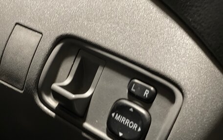 Toyota Vitz, 2001 год, 280 000 рублей, 15 фотография