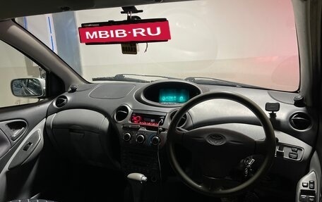 Toyota Vitz, 2001 год, 280 000 рублей, 12 фотография