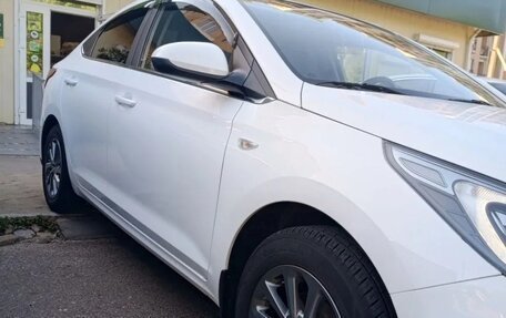 Hyundai Solaris II рестайлинг, 2021 год, 2 100 000 рублей, 5 фотография