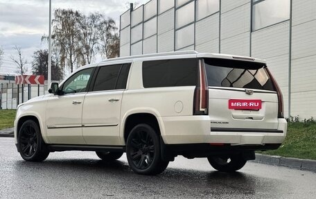 Cadillac Escalade IV, 2015 год, 4 500 000 рублей, 2 фотография