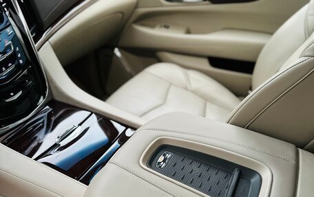 Cadillac Escalade IV, 2015 год, 4 500 000 рублей, 15 фотография