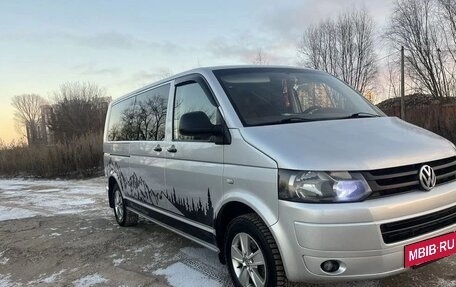 Volkswagen Caravelle T5, 2011 год, 1 550 000 рублей, 2 фотография