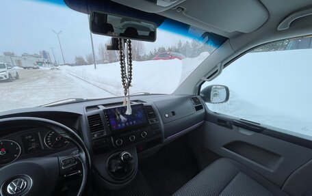 Volkswagen Caravelle T5, 2011 год, 1 550 000 рублей, 5 фотография