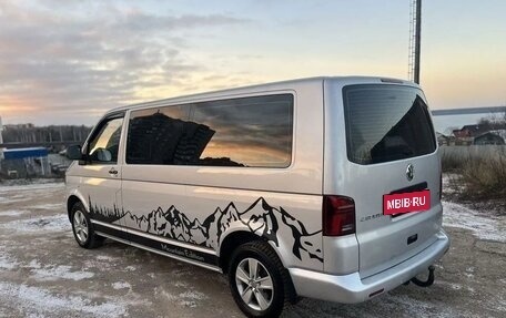 Volkswagen Caravelle T5, 2011 год, 1 550 000 рублей, 4 фотография