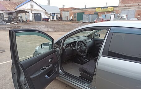 Nissan Tiida, 2011 год, 750 000 рублей, 2 фотография