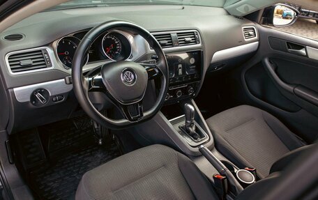 Volkswagen Jetta VI, 2018 год, 1 295 000 рублей, 13 фотография