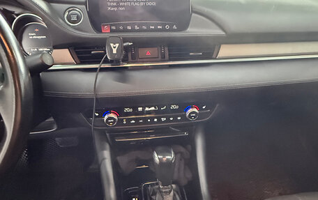 Mazda 6, 2018 год, 1 800 000 рублей, 14 фотография