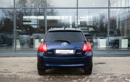 Toyota Auris II, 2008 год, 650 000 рублей, 3 фотография