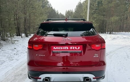 Jaguar F-Pace, 2016 год, 2 500 000 рублей, 4 фотография