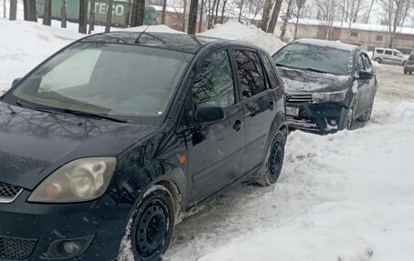 Ford Fiesta, 2007 год, 210 000 рублей, 2 фотография