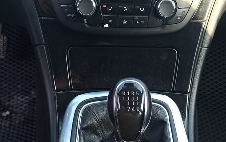 Opel Insignia II рестайлинг, 2011 год, 850 000 рублей, 8 фотография