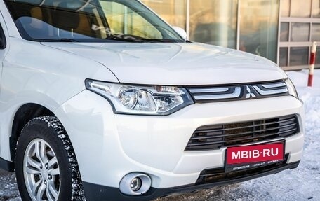 Mitsubishi Outlander III рестайлинг 3, 2013 год, 1 248 000 рублей, 2 фотография