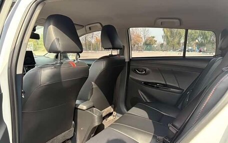 Toyota Yaris XP150 рестайлинг, 2022 год, 1 350 000 рублей, 14 фотография