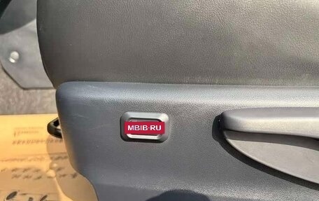 Toyota Yaris XP150 рестайлинг, 2022 год, 1 350 000 рублей, 9 фотография