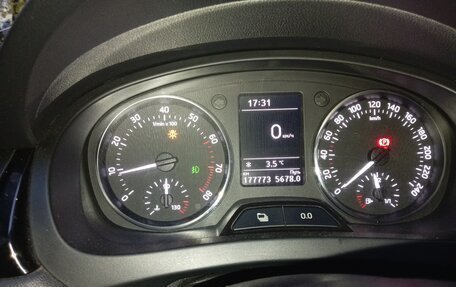 Skoda Rapid I, 2015 год, 680 000 рублей, 13 фотография