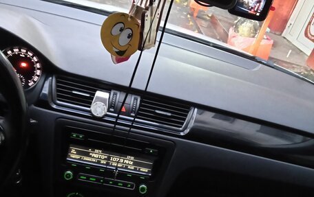 Skoda Rapid I, 2015 год, 680 000 рублей, 10 фотография