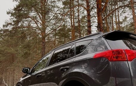 Toyota RAV4, 2015 год, 2 200 000 рублей, 3 фотография