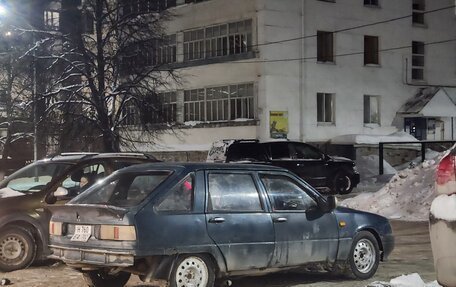 ИЖ 2126 «Ода», 2000 год, 63 000 рублей, 2 фотография