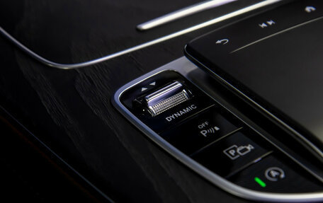 Mercedes-Benz E-Класс, 2021 год, 4 290 000 рублей, 18 фотография