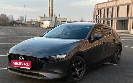 Mazda 3, 2020 год, 1 740 000 рублей, 2 фотография