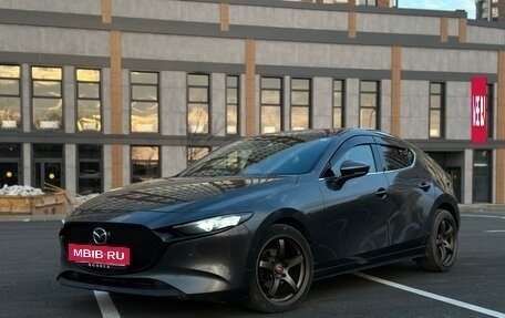 Mazda 3, 2020 год, 1 740 000 рублей, 18 фотография