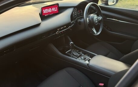 Mazda 3, 2020 год, 1 740 000 рублей, 23 фотография