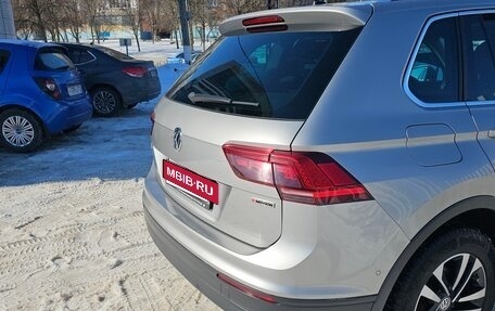 Volkswagen Tiguan II, 2019 год, 2 600 000 рублей, 3 фотография