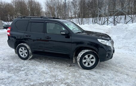 Toyota Land Cruiser Prado 150 рестайлинг 2, 2016 год, 3 050 000 рублей, 3 фотография