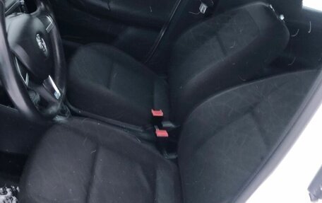 Skoda Fabia II, 2013 год, 850 000 рублей, 6 фотография