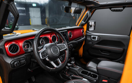 Jeep Wrangler, 2021 год, 8 300 000 рублей, 24 фотография