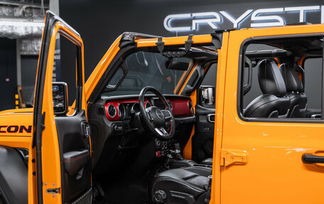 Jeep Wrangler, 2021 год, 8 300 000 рублей, 39 фотография