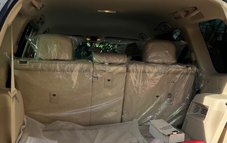 Toyota Land Cruiser Prado 150 рестайлинг 2, 2022 год, 7 500 000 рублей, 13 фотография