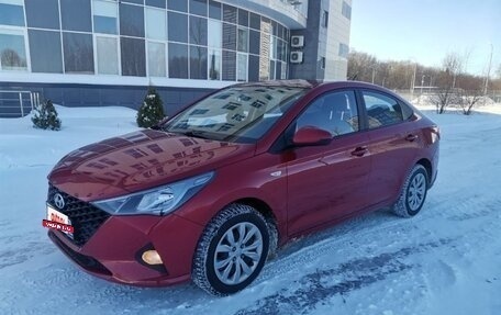 Hyundai Solaris II рестайлинг, 2021 год, 1 380 000 рублей, 1 фотография