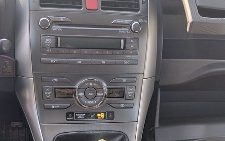 Toyota Auris II, 2009 год, 790 000 рублей, 11 фотография