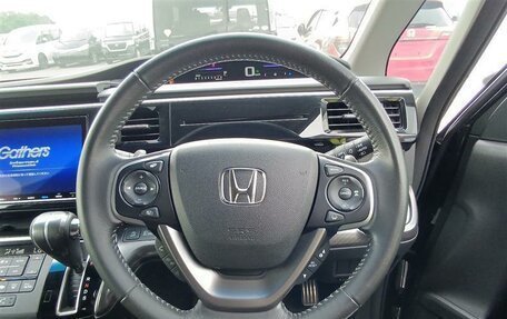 Honda Stepwgn IV, 2019 год, 2 550 000 рублей, 16 фотография