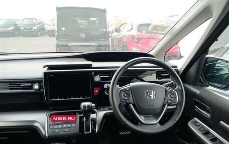 Honda Stepwgn IV, 2019 год, 2 550 000 рублей, 14 фотография