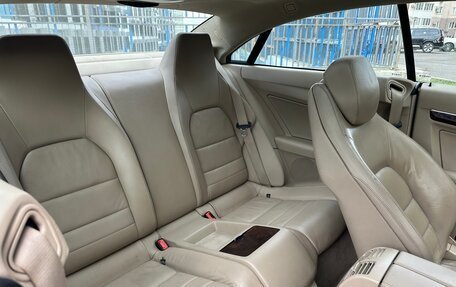 Mercedes-Benz E-Класс, 2011 год, 1 150 000 рублей, 9 фотография