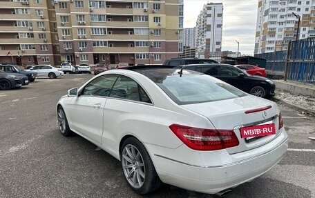 Mercedes-Benz E-Класс, 2011 год, 1 150 000 рублей, 5 фотография