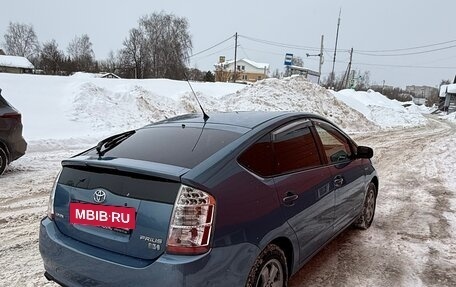 Toyota Prius, 2007 год, 650 000 рублей, 5 фотография