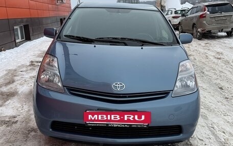 Toyota Prius, 2007 год, 650 000 рублей, 3 фотография