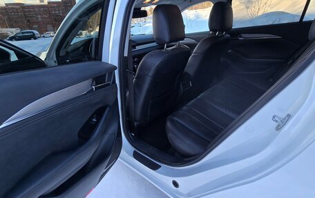 Mazda 6, 2019 год, 1 600 000 рублей, 13 фотография