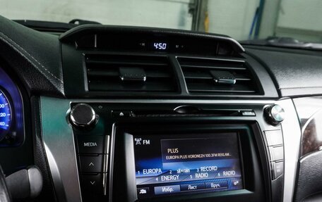 Toyota Camry, 2016 год, 1 944 000 рублей, 19 фотография